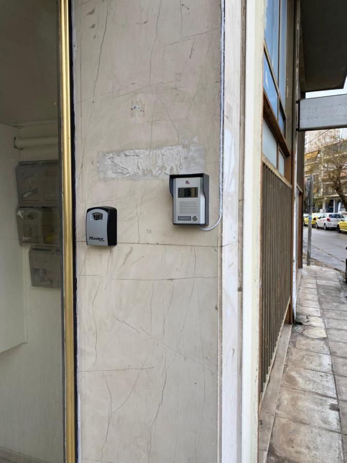Luxury Suite 10' From The Center Athen Exterior foto