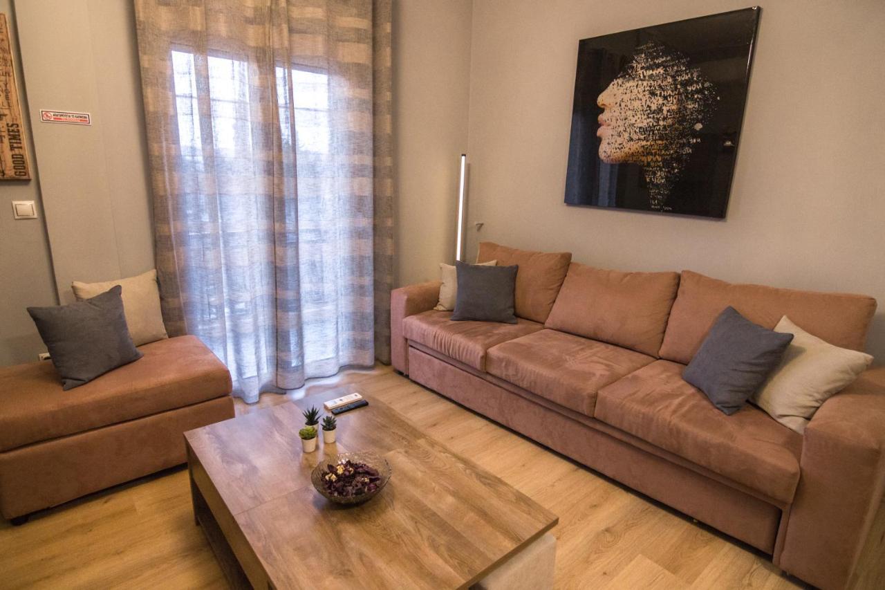 Luxury Suite 10' From The Center Athen Exterior foto